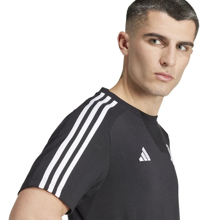 Koszulka adidas Juventus DNA Tee IY4120