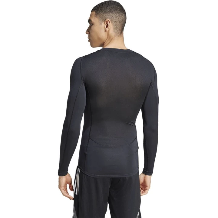 Koszulka adidas TECHFIT LS Tee JP2944