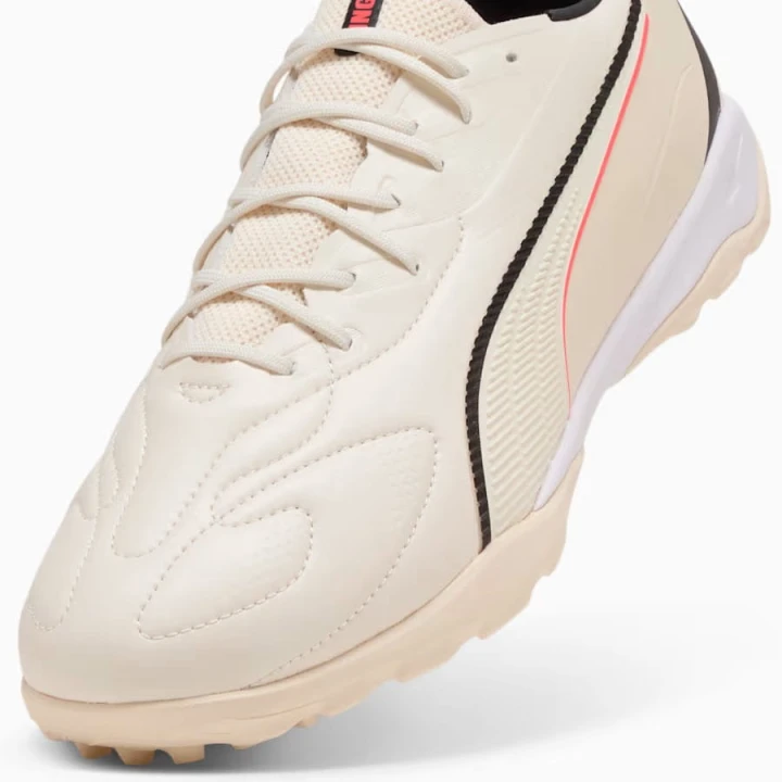 Buty Puma KING 20 MATCH TT 108461-01