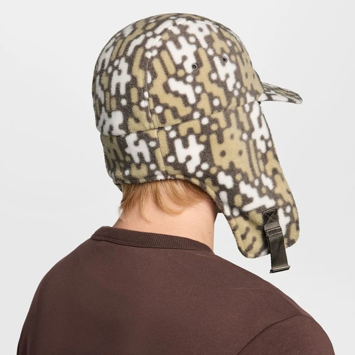 Czapka Nike Fly HQ0362-289