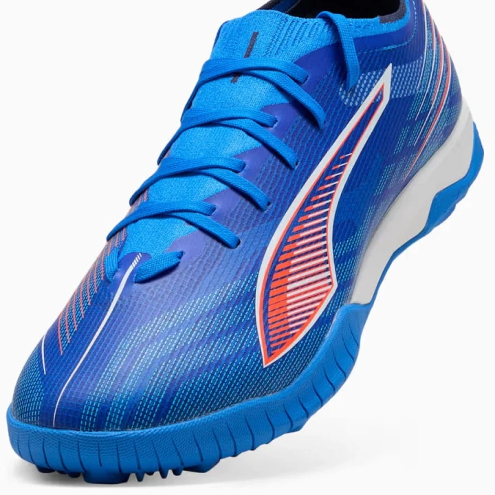Buty Puma Ultra 6 Match 108522-01