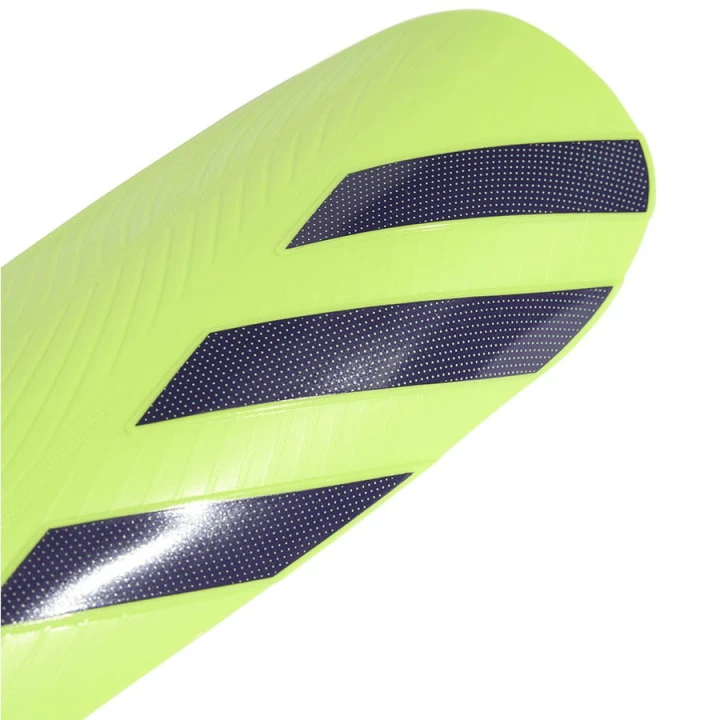 Nagolenniki adidas TIRO SG EU Club JD6024