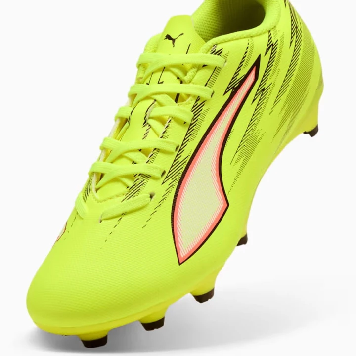 Buty Puma Ultra 6 Play Jr FG/AG 108705-01