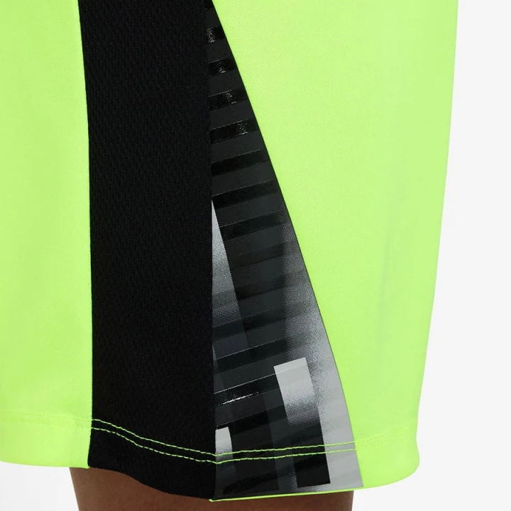 Spodenki Nike CR7 Academy 23 HF4346-702