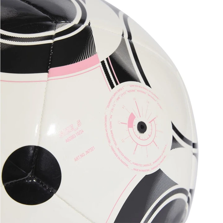 Piłka adidas Juventus Club Home JN7321