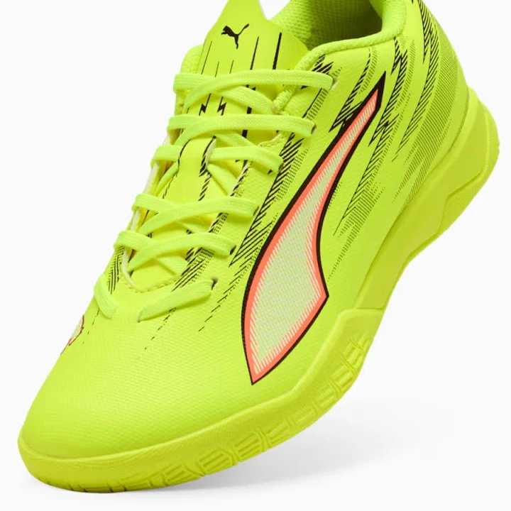 Buty Puma Ultra 6 Play Jr IT 109056-01